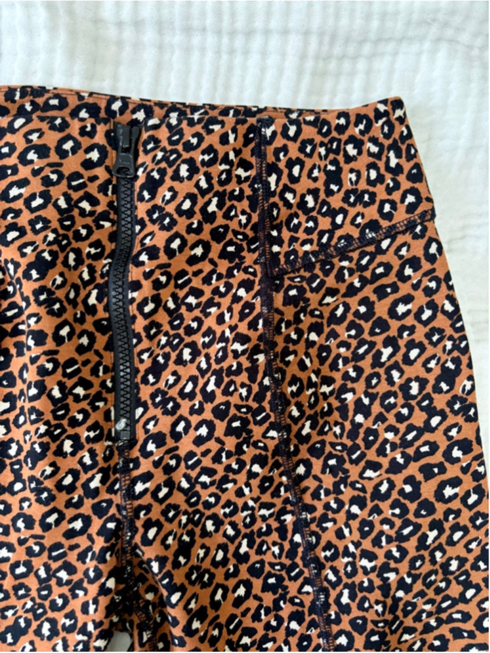 Women's Free People Brown Black Leopard Print Bike Shorts S Rayon - Picture 10 of 10